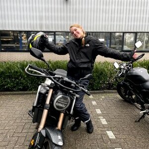 Vraag Beste motorrijschool aan om alle belangrijke gegevens te verzamelen